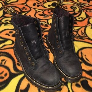 🖤 Dr. Martens Luana Boots 🖤